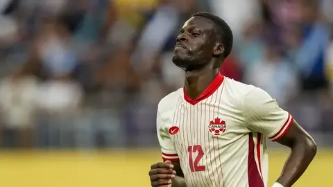 Oluwaseyi apunta a la delantera del Villarreal Oluwaseyi apunta a la delantera del Villarreal