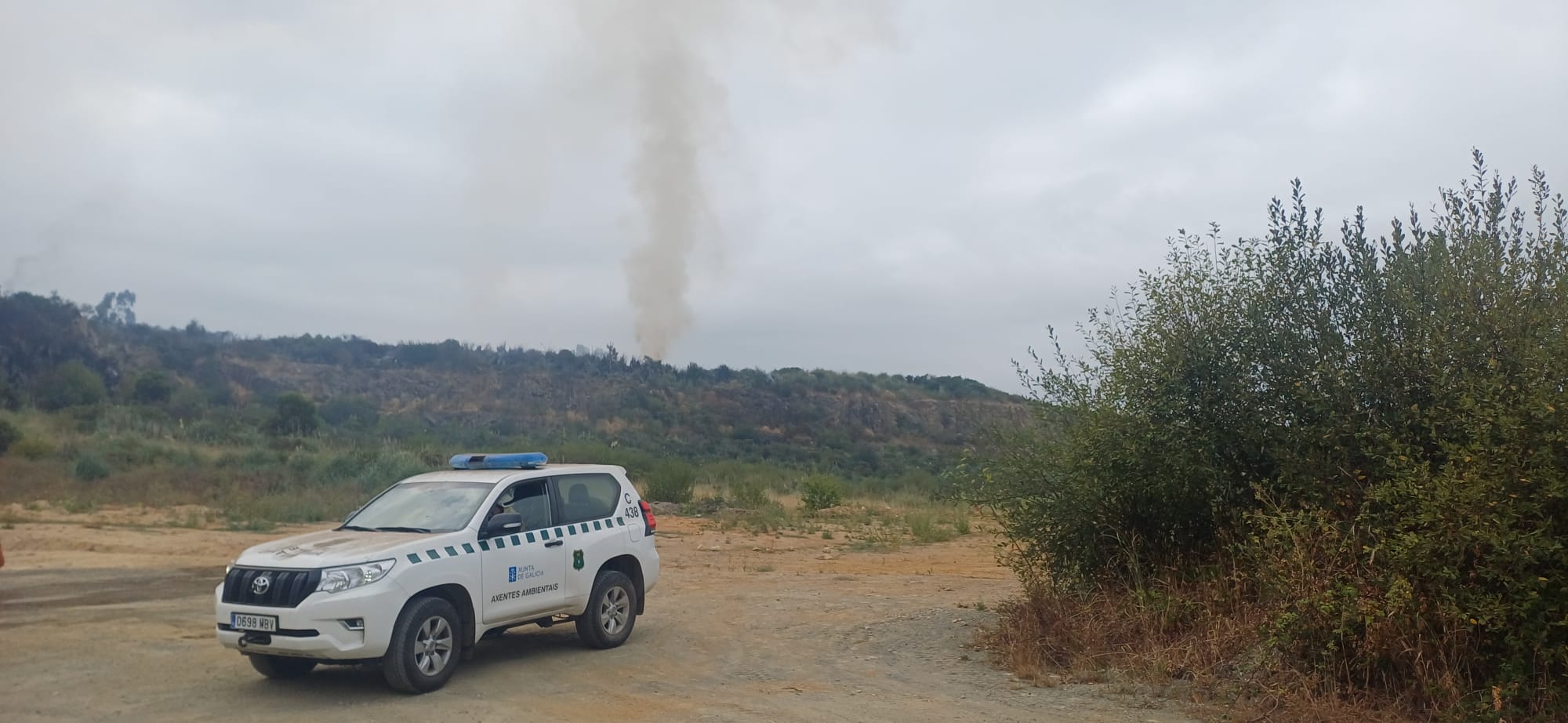 Controlado un incendio con dos focos en Culleredo Controlado un incendio con dos focos en Culleredo