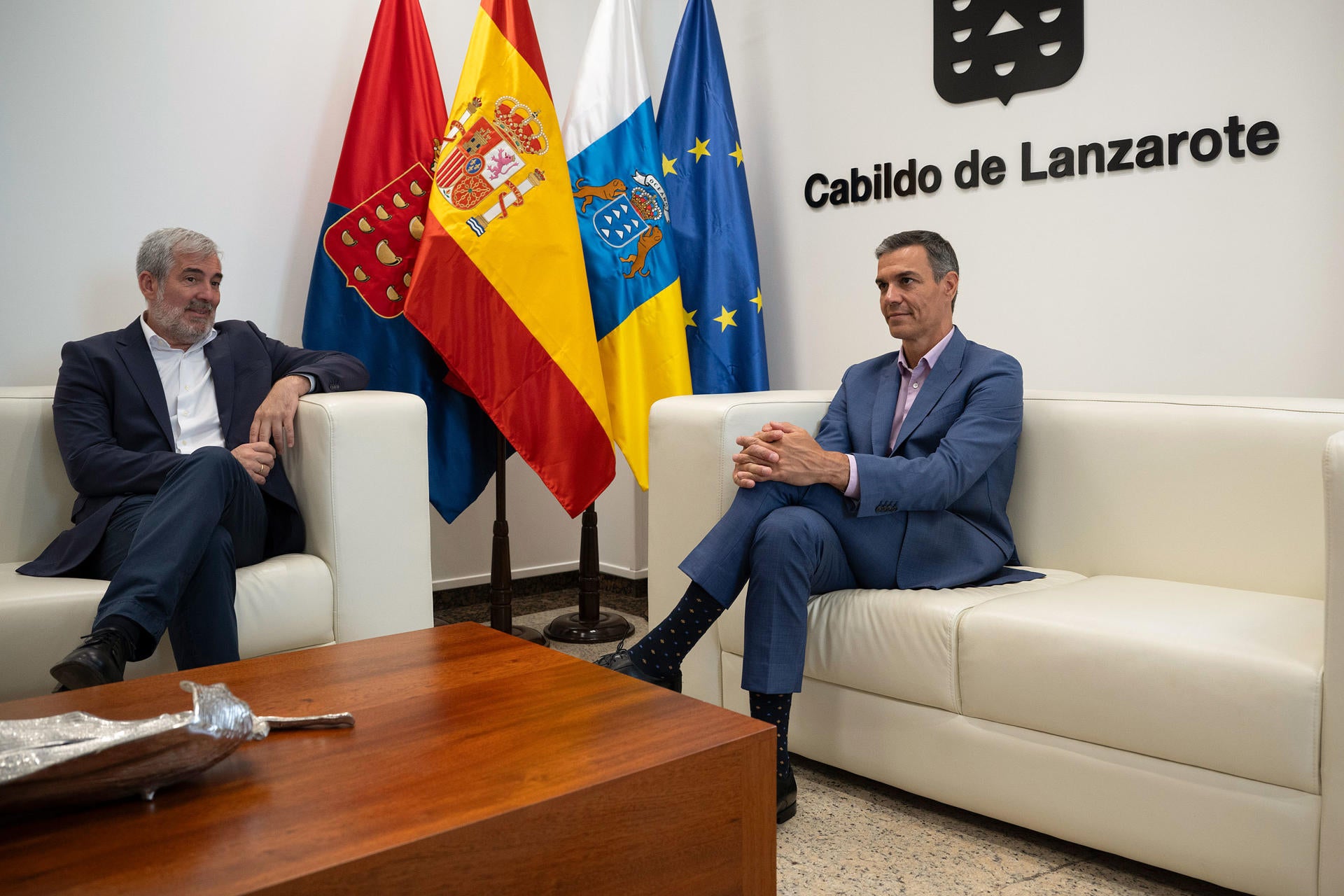 Sin acuerdo para acelerar el traslado de menores migrantes desde Canarias a la Península Sin acuerdo para acelerar el traslado de menores migrantes desde Canarias a la Península