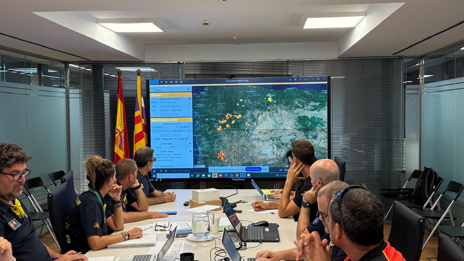 Los bomberos de Baleares salen este martes hacia Castilla y León para colaborar en la extinción de los incendios Los bomberos de Baleares salen este martes hacia Castilla y León para colaborar en la extinción de los incendios
