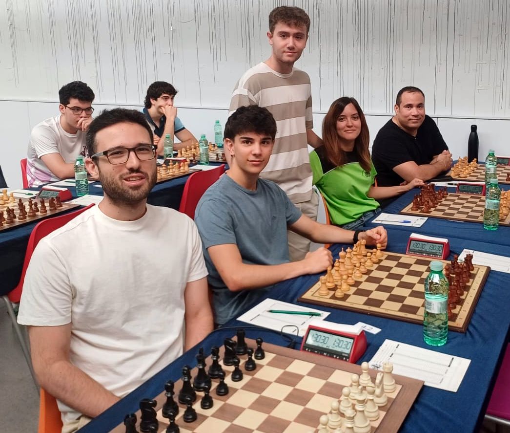 "Nuestro Ajedrez en Europa" debuta en categoría absoluta en la élite nacional en el Campeonato de España por equipos "Nuestro Ajedrez en Europa" debuta en categoría absoluta en la élite nacional en el Campeonato de España por equipos