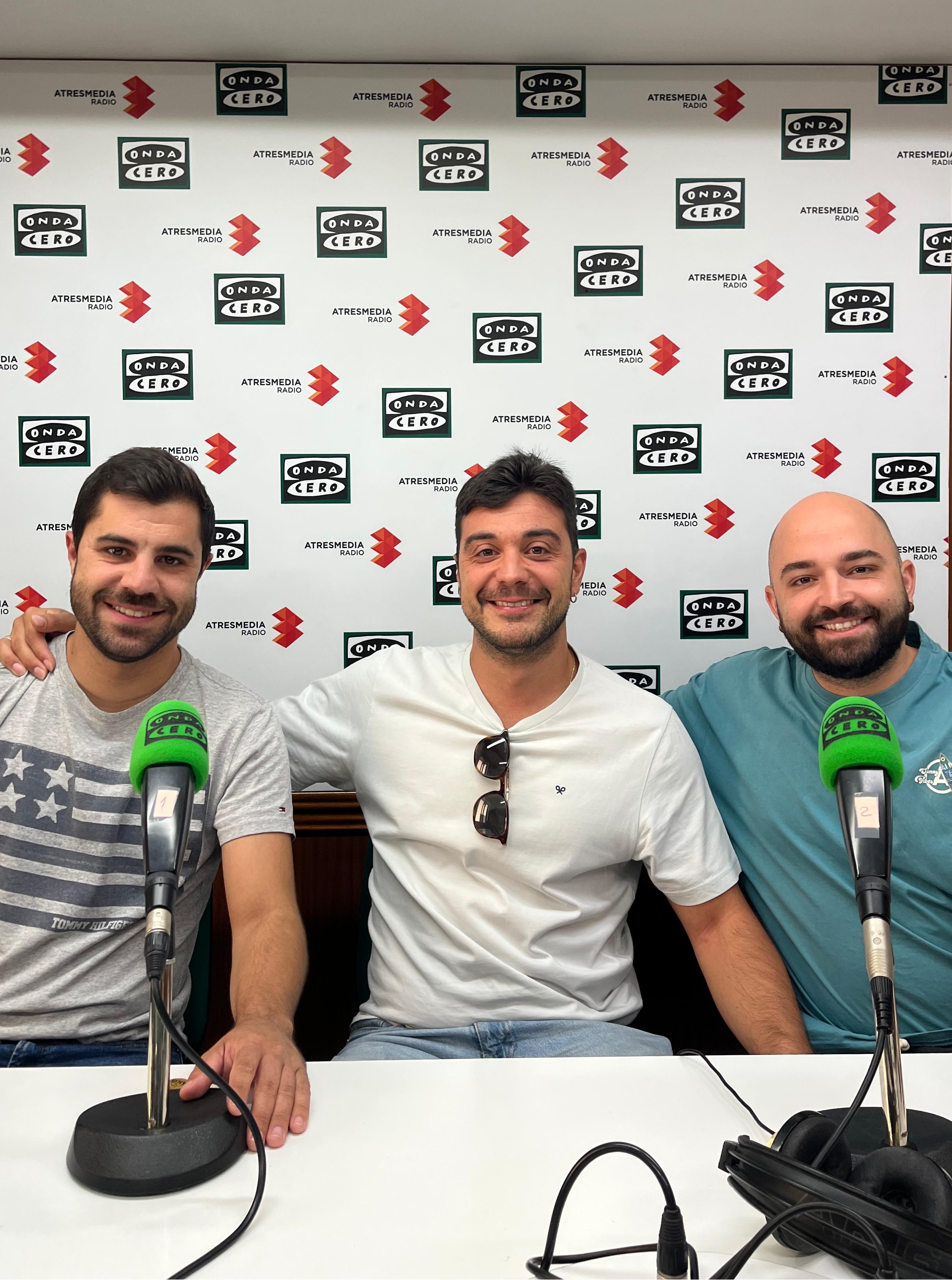 Diez años de música y amistad: Despacito y A Compás Diez años de música y amistad: Despacito y A Compás