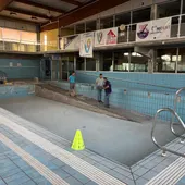 Obras de mejora de acceso de la piscina cubierta de Valdepeñas Obras de mejora de acceso de la piscina cubierta de Valdepeñas