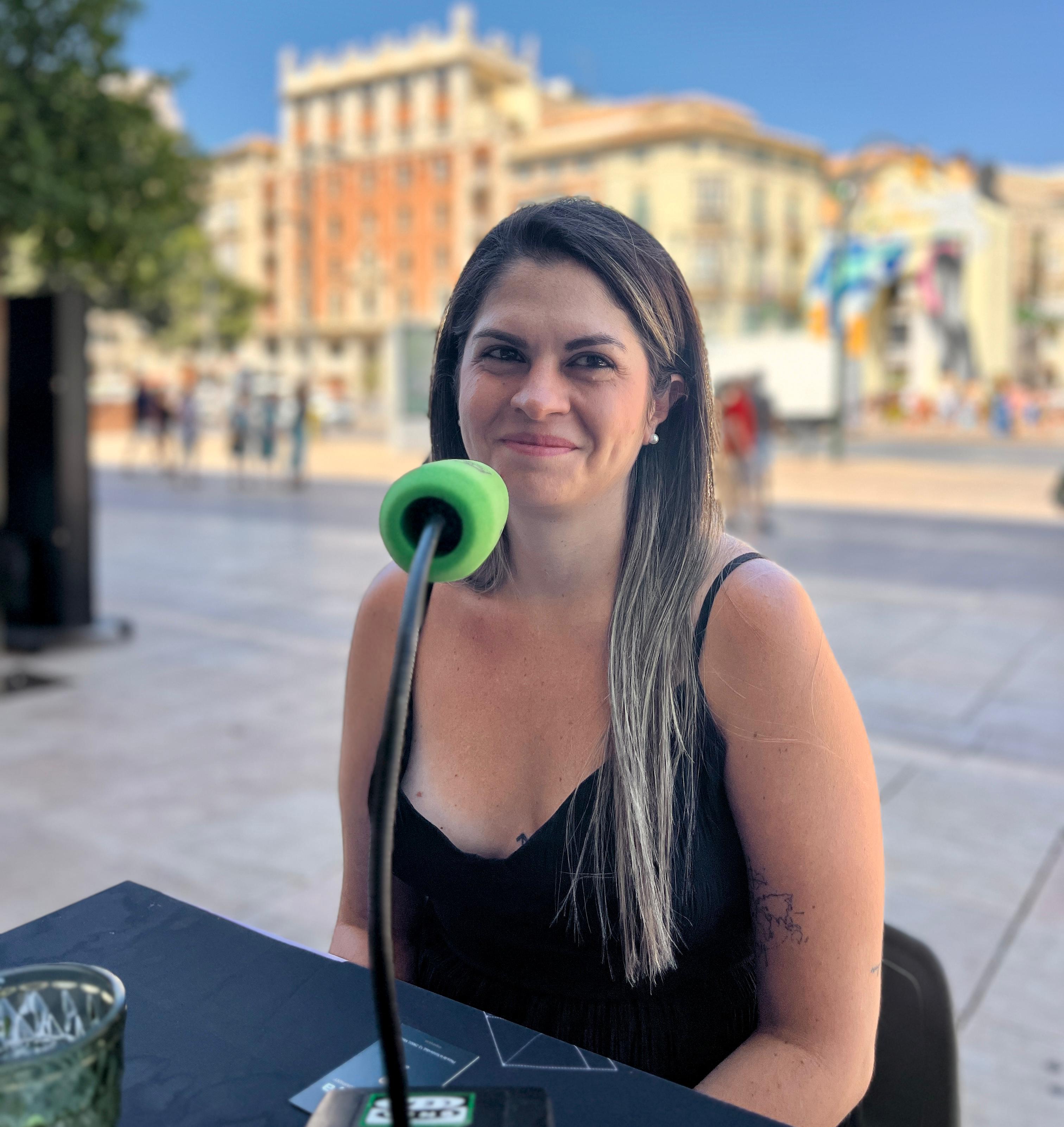 Hablamos con la doctora Stefania Mancinelli sobre los tratamientos del grupo Insparya, entre los que se encuentra la bioestimulación capilar, la Fotobiomodulación, el 4GenInsparya y el Tricopat. Hablamos con la doctora Stefania Mancinelli sobre los tratamientos del grupo Insparya, entre los que se encuentra la bioestimulación capilar, la Fotobiomodulación, el 4GenInsparya y el Tricopat.