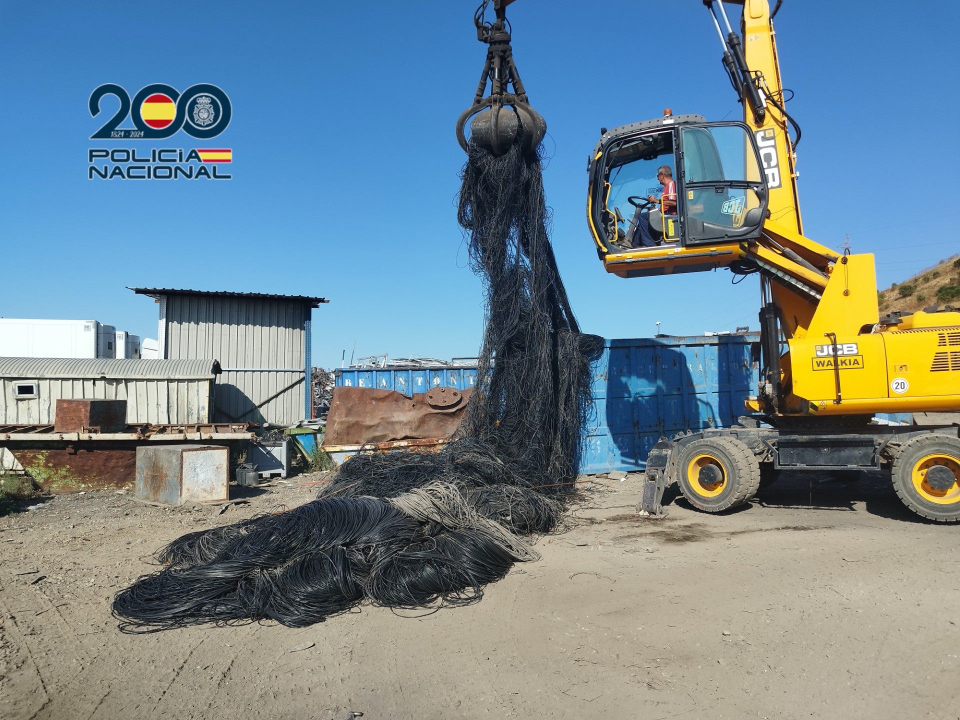 Cuatro detenidos por el robo de cobre en varios establecimientos del Principado de Asturias y la Comunidad de Madrid Cuatro detenidos por el robo de cobre en varios establecimientos del Principado de Asturias y la Comunidad de Madrid
