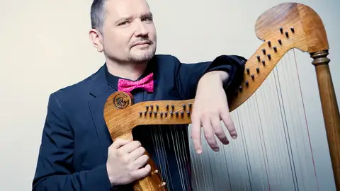 El arpista del ensemble Ars Atlantica, El arpista del ensemble Ars Atlantica, Manuel Vilas