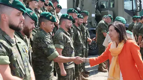 Condecorados en Jaca a los militares que acudieron a la DANA de Valencia Condecorados en Jaca a los militares que acudieron a la DANA de Valencia