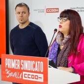 Archivo - El secretario de Acción Sindical de CCOO de Sevilla, Sergio Montero, y Carmen Tirado, del Área de Salud Laboral de CCOO de Sevilla. Imagen de archivo. - CCOO - Archivo