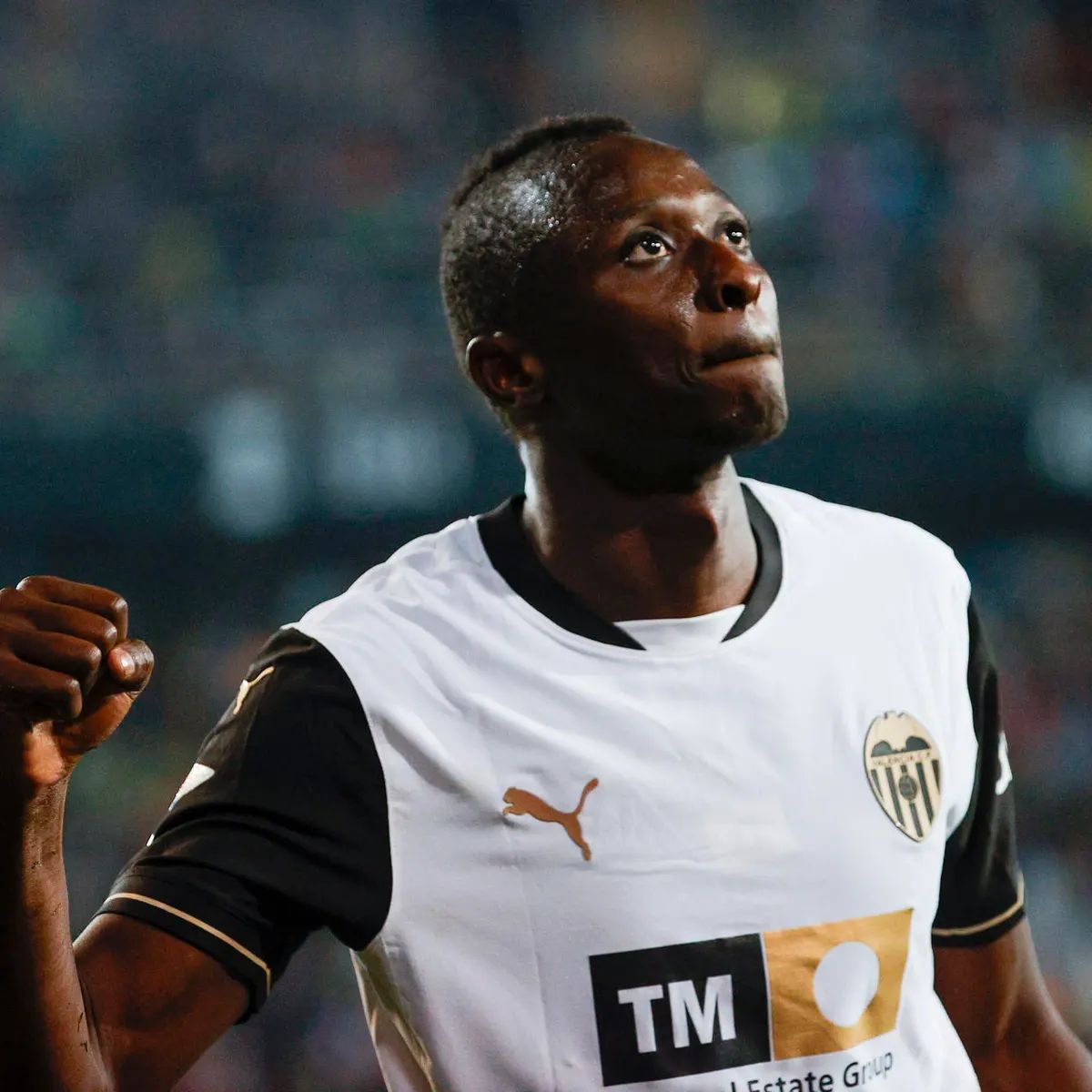 Sadiq solo quiere ir al Valencia, pero el Girona va por delante en la carrera por el jugador Sadiq solo quiere ir al Valencia, pero el Girona va por delante en la carrera por el jugador