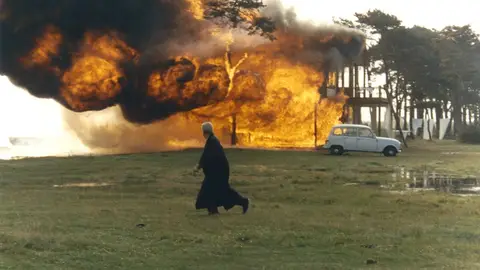 Fotograma de 'Sacrificio', de Andrei Tarkovsky, parte de la programación del ciclo de cine de Hecho Fotograma de 'Sacrificio', de Andrei Tarkovsky, parte de la programación del ciclo de cine de Hecho