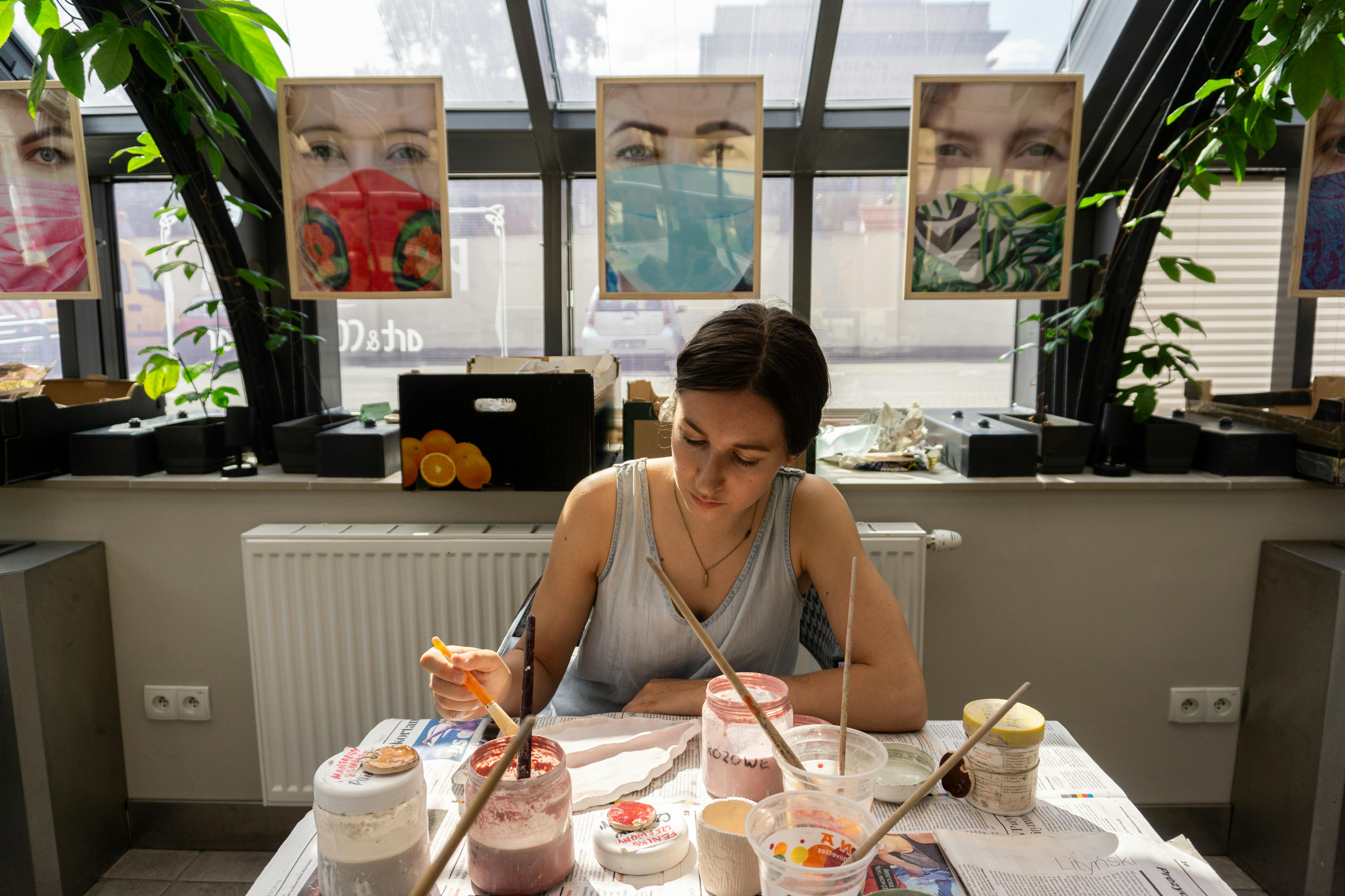 Cafeterías con arte: un respiro creativo entre sorbos Cafeterías con arte: un respiro creativo entre sorbos