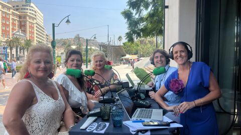 Hermanas Alarc&oacute;n en Aires de Feria