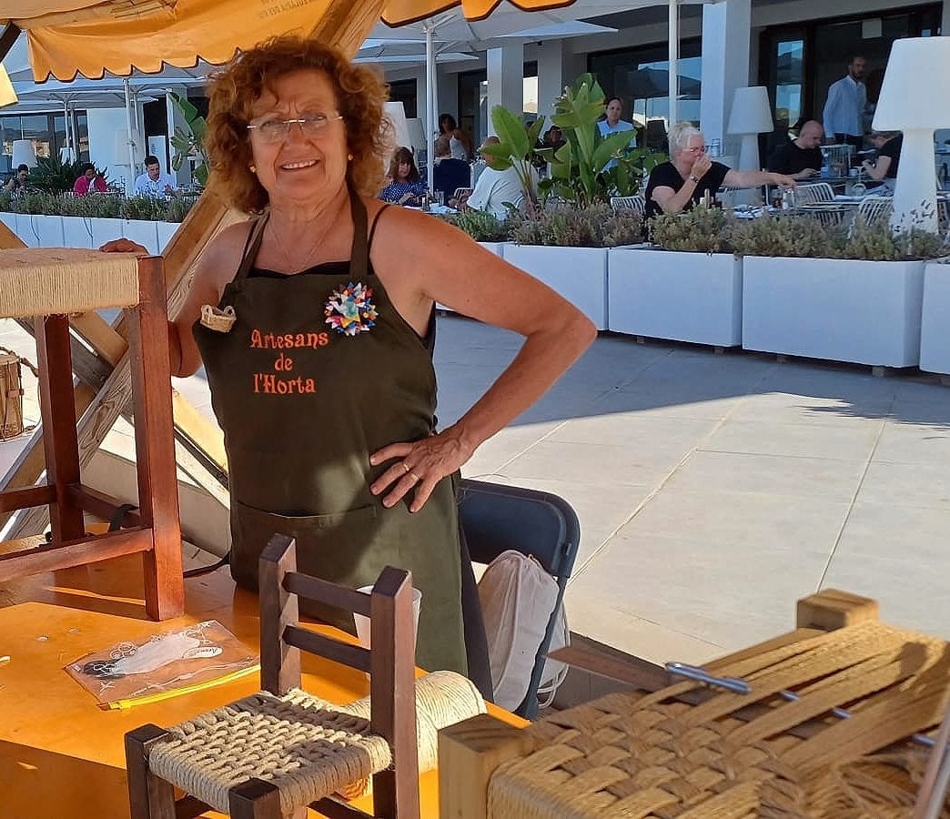 Edu Sánchez Meroño: “Lo que no se conoce no se estima y por eso hay que lograr que los niños y jóvenes se interesen por nuestras tradiciones" Edu Sánchez Meroño: “Lo que no se conoce no se estima y por eso hay que lograr que los niños y jóvenes se interesen por nuestras tradiciones"