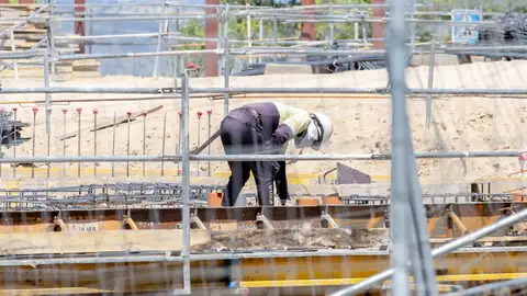 Un obrero trabaja en la construcción de una vivienda nueva, a 29 de julio de 2025, en Madrid (España). - Ricardo Rubio - Europa Press Un obrero trabaja en la construcción de una vivienda nueva, a 29 de julio de 2025, en Madrid (España). - Ricardo Rubio - Europa Press