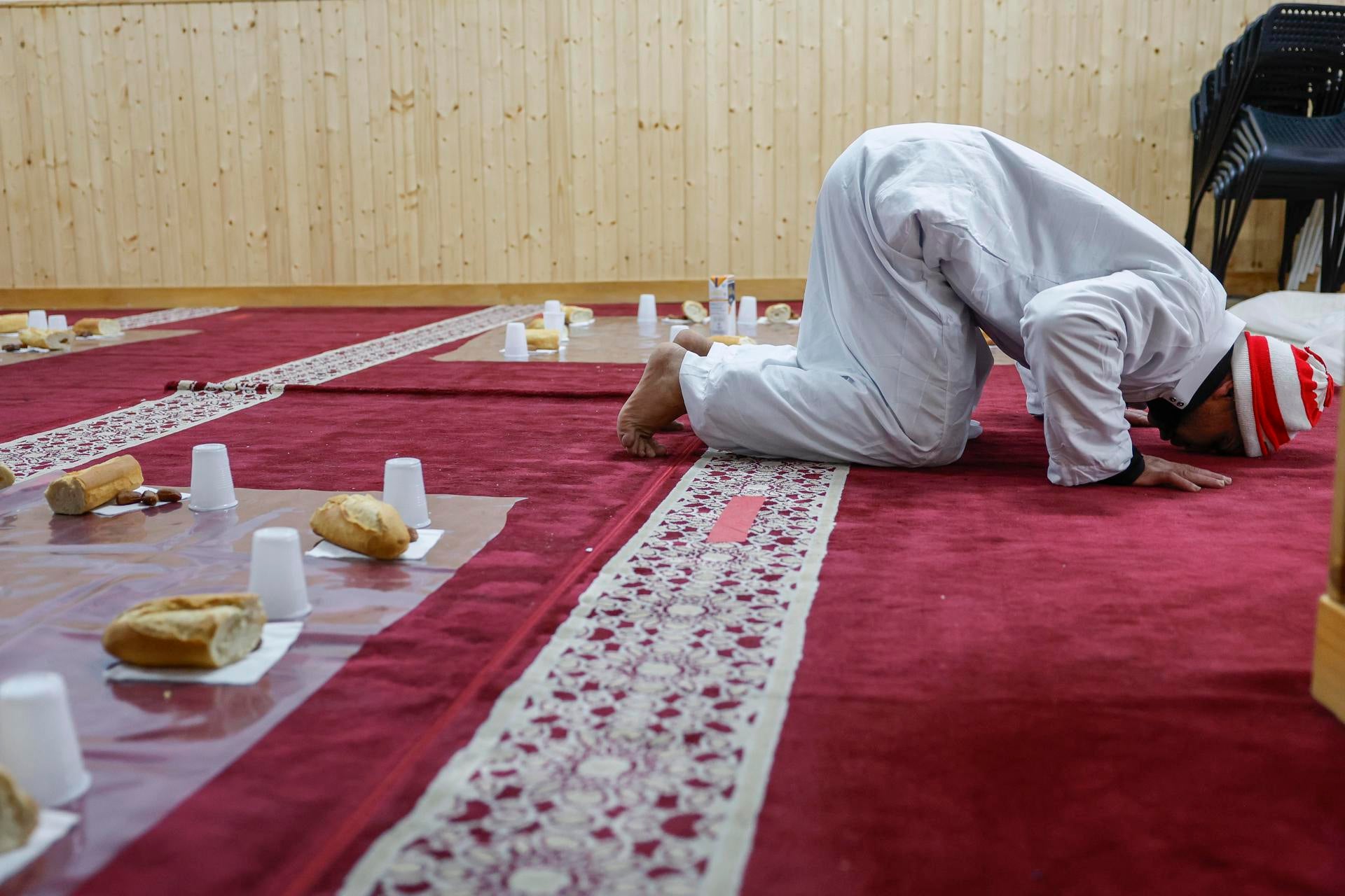 Vox cancela un rezo islámico en Las Torres de Cotilla (Murcia) Vox cancela un rezo islámico en Las Torres de Cotilla (Murcia)