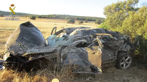 Estado en el quedó el vehículo tras el accidente de tráfico Estado en el quedó el vehículo tras el accidente de tráfico