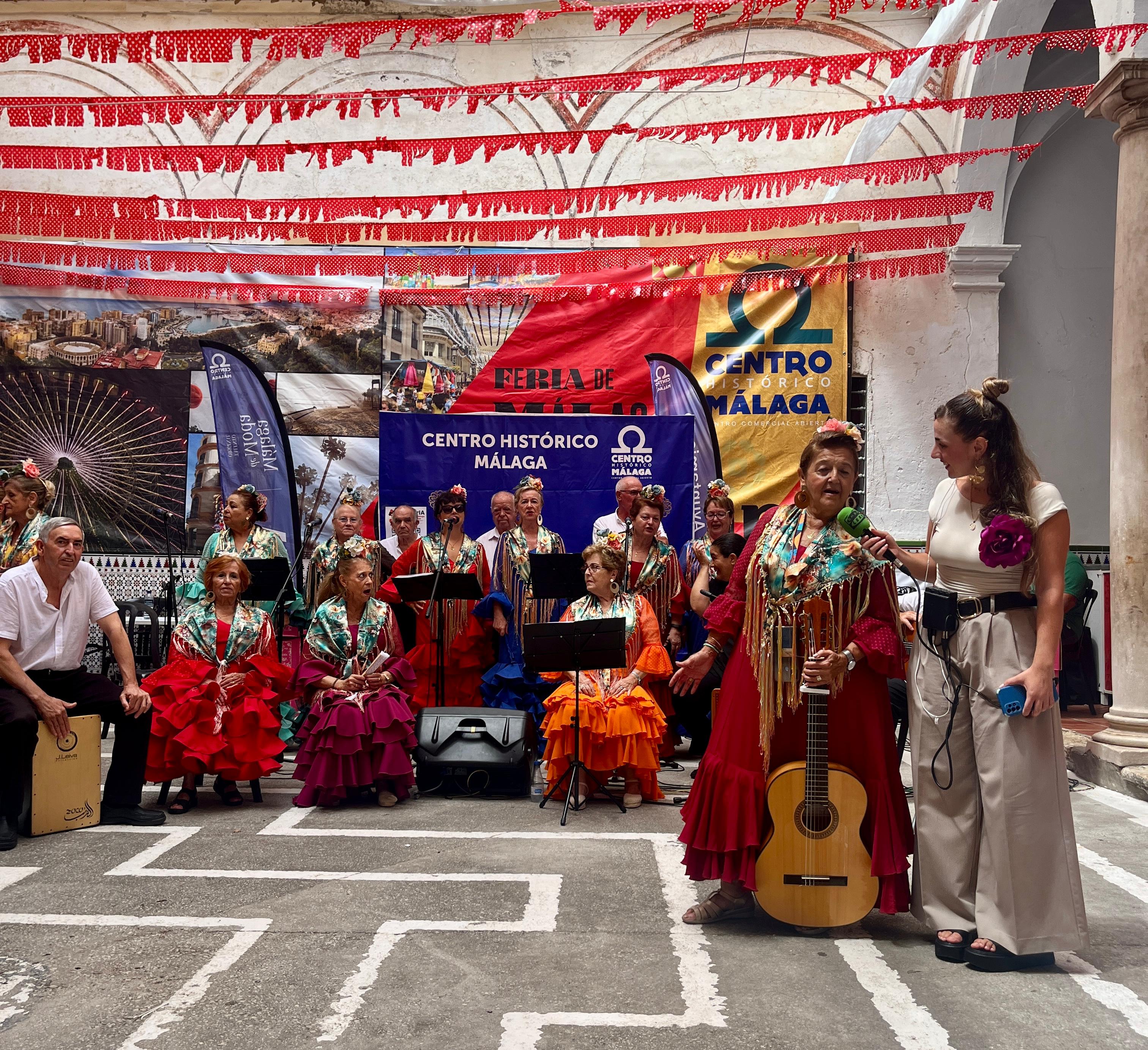 El Coro Son de Málaga pone el último toque musical a Aires de Feria El Coro Son de Málaga pone el último toque musical a Aires de Feria