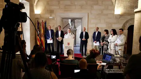Baleares pedirá la suspensión cautelar del reparto de menores migrantes. Baleares pedirá la suspensión cautelar del reparto de menores migrantes.