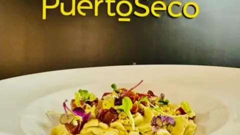 Cremoso de guacamole con dados picantes de atún rojo Haspac Tuna. Cremoso de guacamole con dados picantes de atún rojo Haspac Tuna.