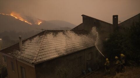 Hip&oacute;lito &Aacute;lvarez, economista: "Gastamos m&aacute;s en apagar que en evitar los incendios"