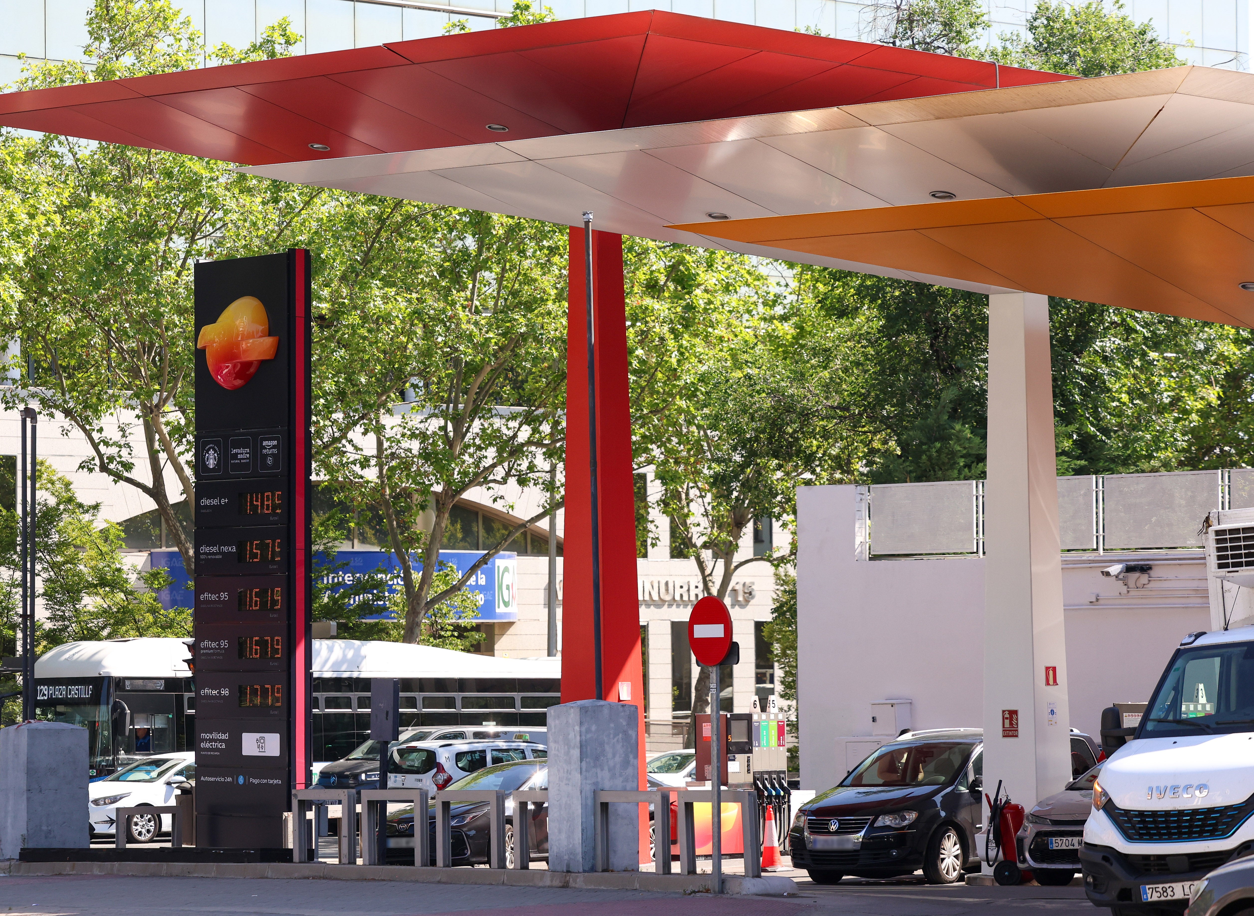 No eches gasolina este día de la semana: la OCU revela la gran diferencia No eches gasolina este día de la semana: la OCU revela la gran diferencia