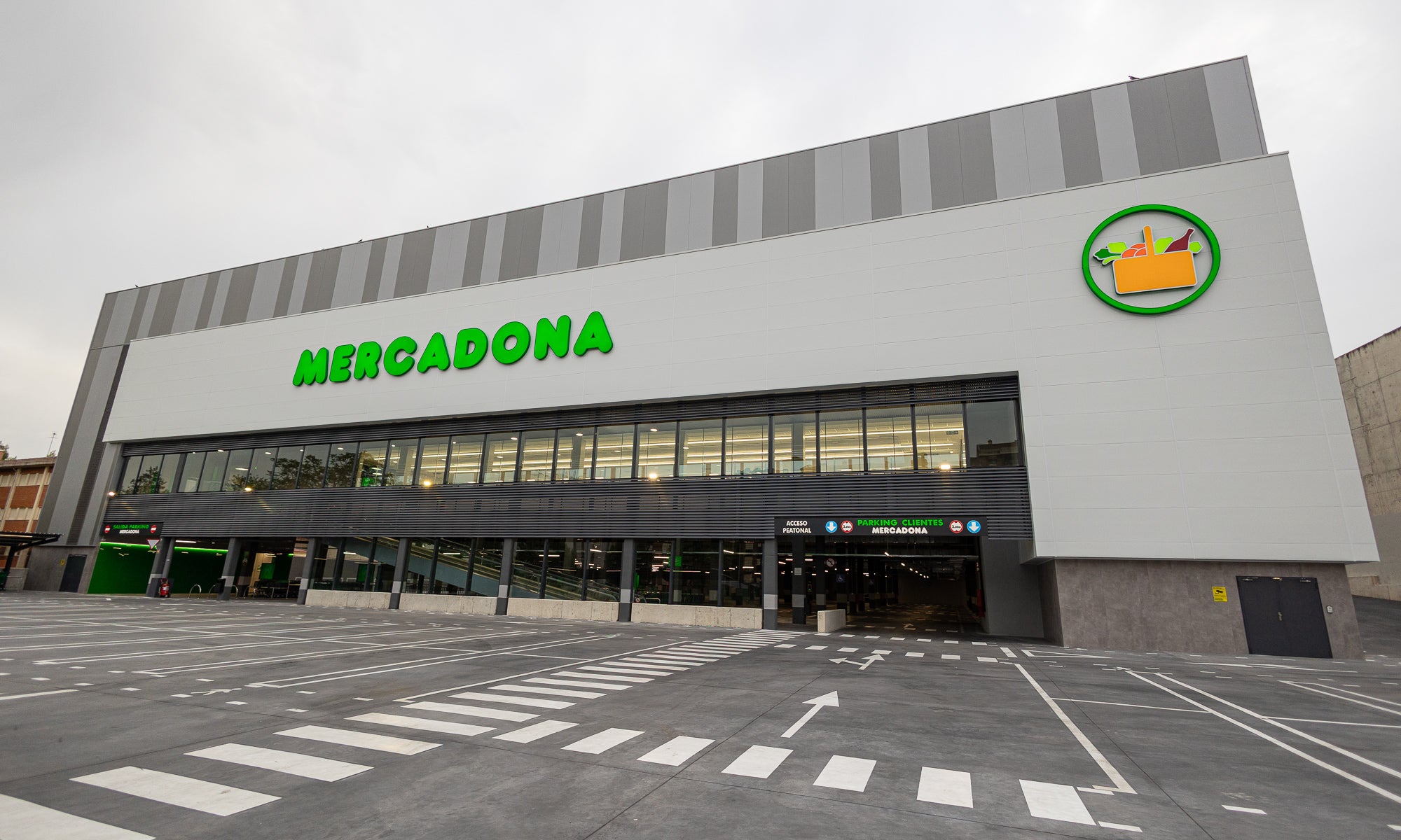 Mercadona abre su nuevo supermercado en Cuenca Mercadona abre su nuevo supermercado en Cuenca