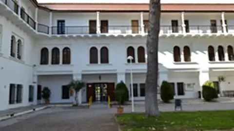 Instalaciones del colegio Lluís Fortich escalante