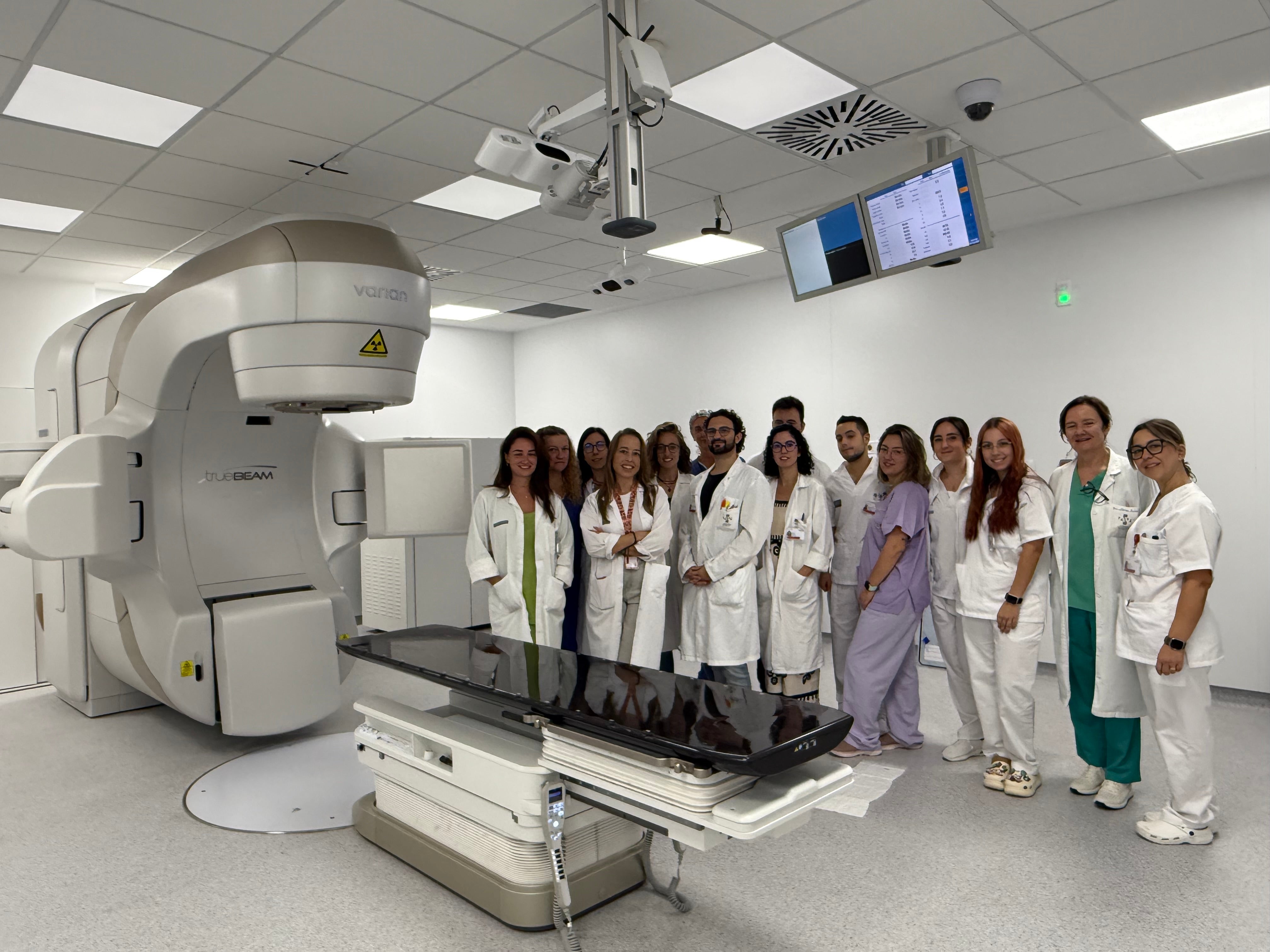 El Hospital Universitario de La Ribera incorpora la radiocirugía con su nuevo acelerador lineal El Hospital Universitario de La Ribera incorpora la radiocirugía con su nuevo acelerador lineal