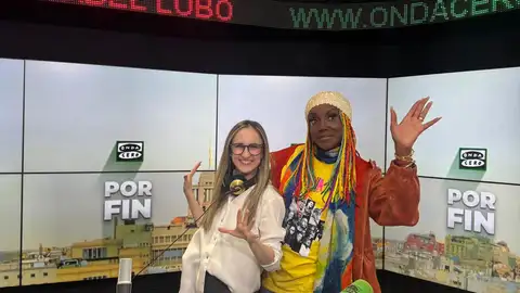 Lucrecia, con Isabel Lobo en Por fin Lucrecia, con Isabel Lobo en Por fin