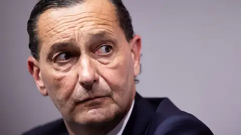 Los otros negocios en el fútbol del director general del Granada abren un debate sobre conflictos de intereses