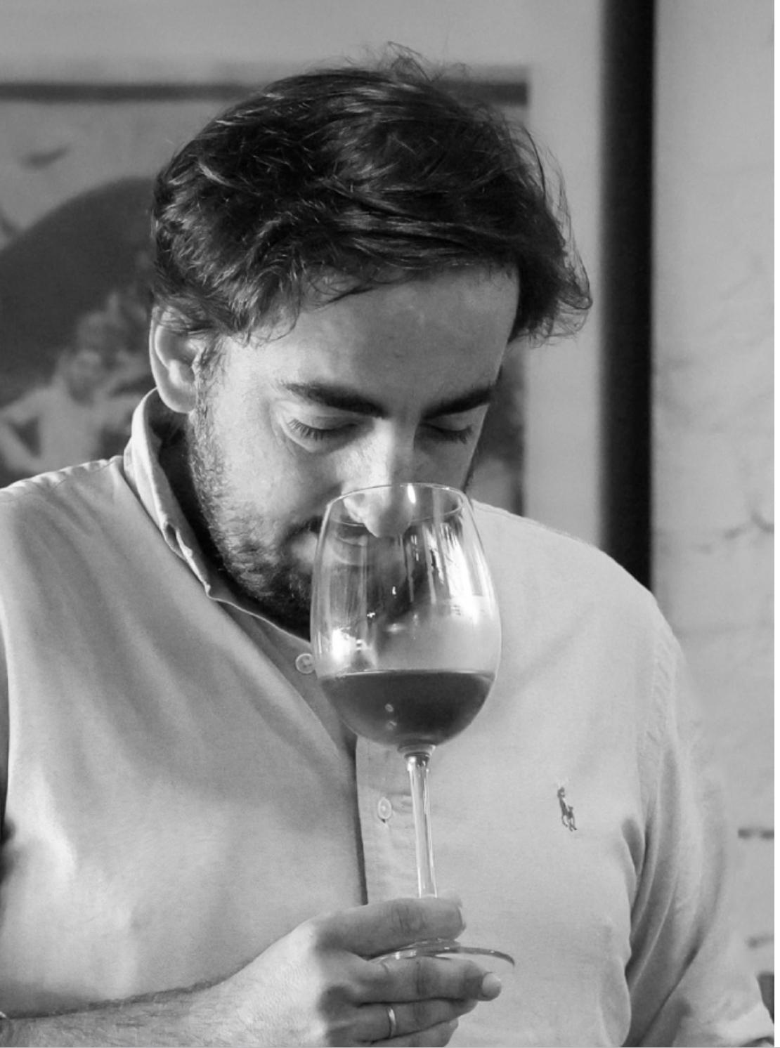 Joaquín Mañes: "Huelva debe apostar por sus vinos: los del Condado" Joaquín Mañes: "Huelva debe apostar por sus vinos: los del Condado"