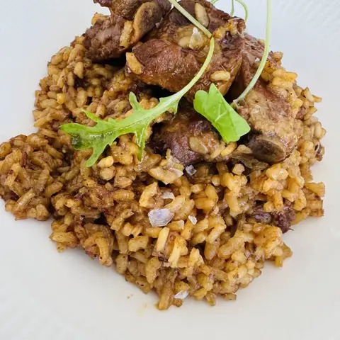 Receta: Arroz de Calasparra con costillas ibéricas estofadas. Receta: Arroz de Calasparra con costillas ibéricas estofadas.