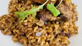 Receta: Arroz de Calasparra con costillas ibéricas estofadas. Receta: Arroz de Calasparra con costillas ibéricas estofadas.