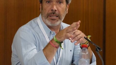 Tin&iacute;n Cort&eacute;s