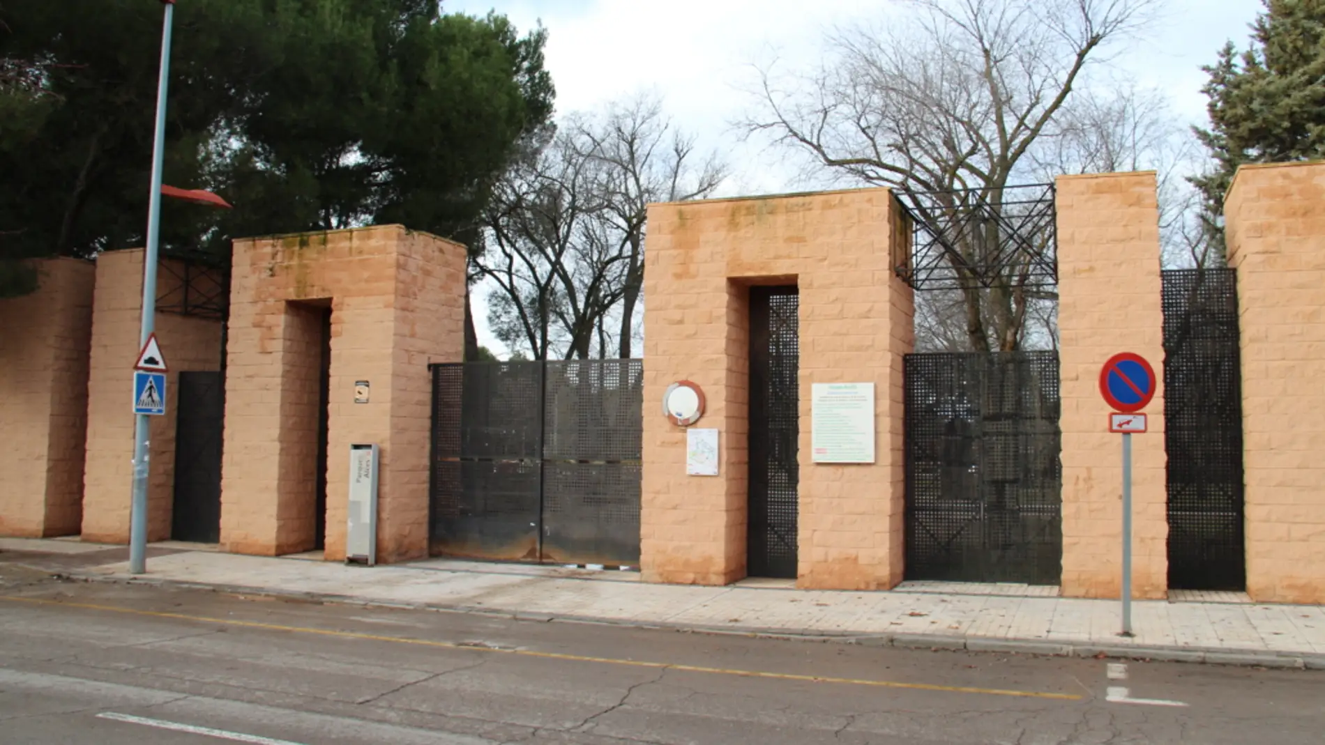 Cierre preventivo esta tarde del Parque Alces de Alcázar de San Juan por tratamiento contra mosquitos Cierre preventivo esta tarde del Parque Alces de Alcázar de San Juan por tratamiento contra mosquitos