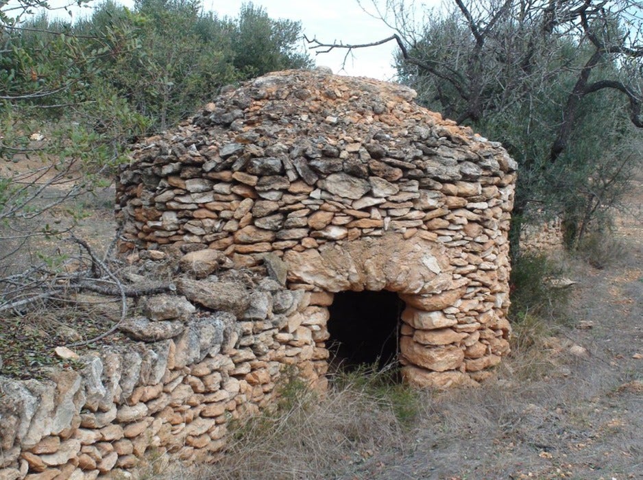 Cultura convoca ayudas de 490.000 euros para la conservación del patrimonio de la arquitectura de la piedra en seco Cultura convoca ayudas de 490.000 euros para la conservación del patrimonio de la arquitectura de la piedra en seco