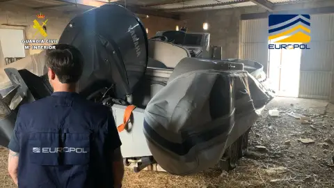 Una de las embarcaciones equipadas con grandes motores intervenidas en la operación 'Nautilita'. - GUARDIA CIVIL Una de las embarcaciones equipadas con grandes motores intervenidas en la operación 'Nautilita'. - GUARDIA CIVIL