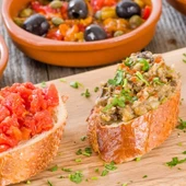 Los hosteleros de Torrevieja preparan el International Tapas Day para celebrar el Día Mundial del Turismo Los hosteleros de Torrevieja preparan el International Tapas Day para celebrar el Día Mundial del Turismo