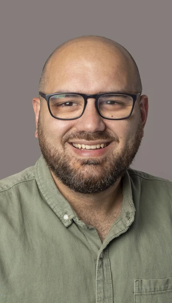 Víctor Pastor Víctor Pastor