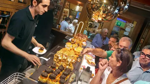 Las calles de España que están entre las mejores del mundo para comer, según Lonely Planet Las calles de España que están entre las mejores del mundo para comer, según Lonely Planet