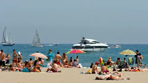 Imagen de una playa de València en agosto 2025 Imagen de una playa de València en agosto 2025