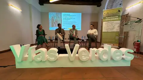 La Junta celebra unas jornadas para impulsar los Caminos Naturales Vías Verdes de Extremadura La Junta celebra unas jornadas para impulsar los Caminos Naturales Vías Verdes de Extremadura