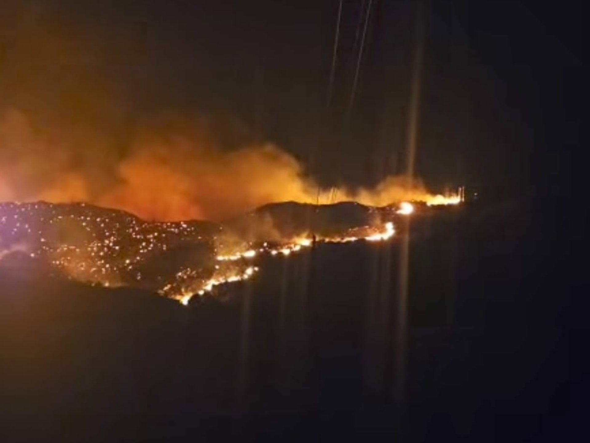 El incendio de Lubrin pudo deberse a "línea eléctrica en mal estado" El incendio de Lubrin pudo deberse a "línea eléctrica en mal estado"