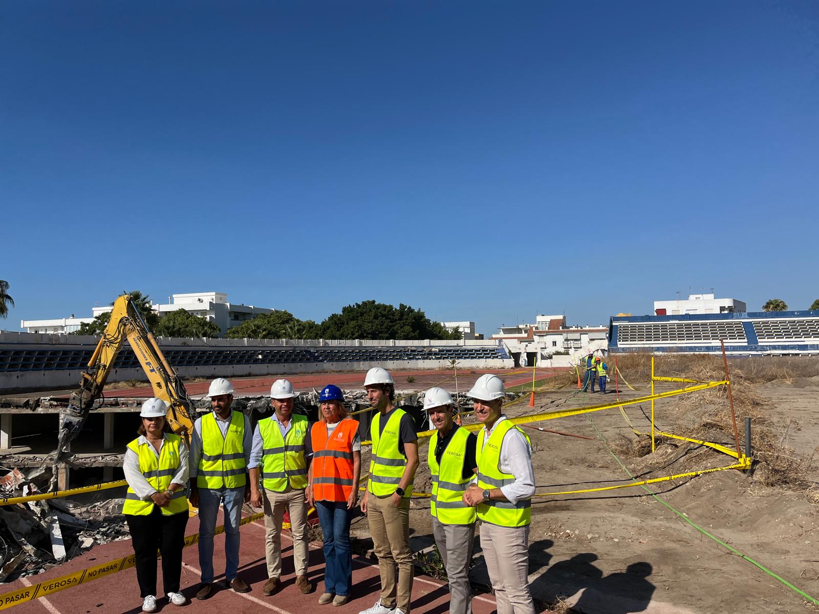 La demolición del estadio municipal de Marbella terminará en un plazo de entre cuatro y seis meses La demolición del estadio municipal de Marbella terminará en un plazo de entre cuatro y seis meses