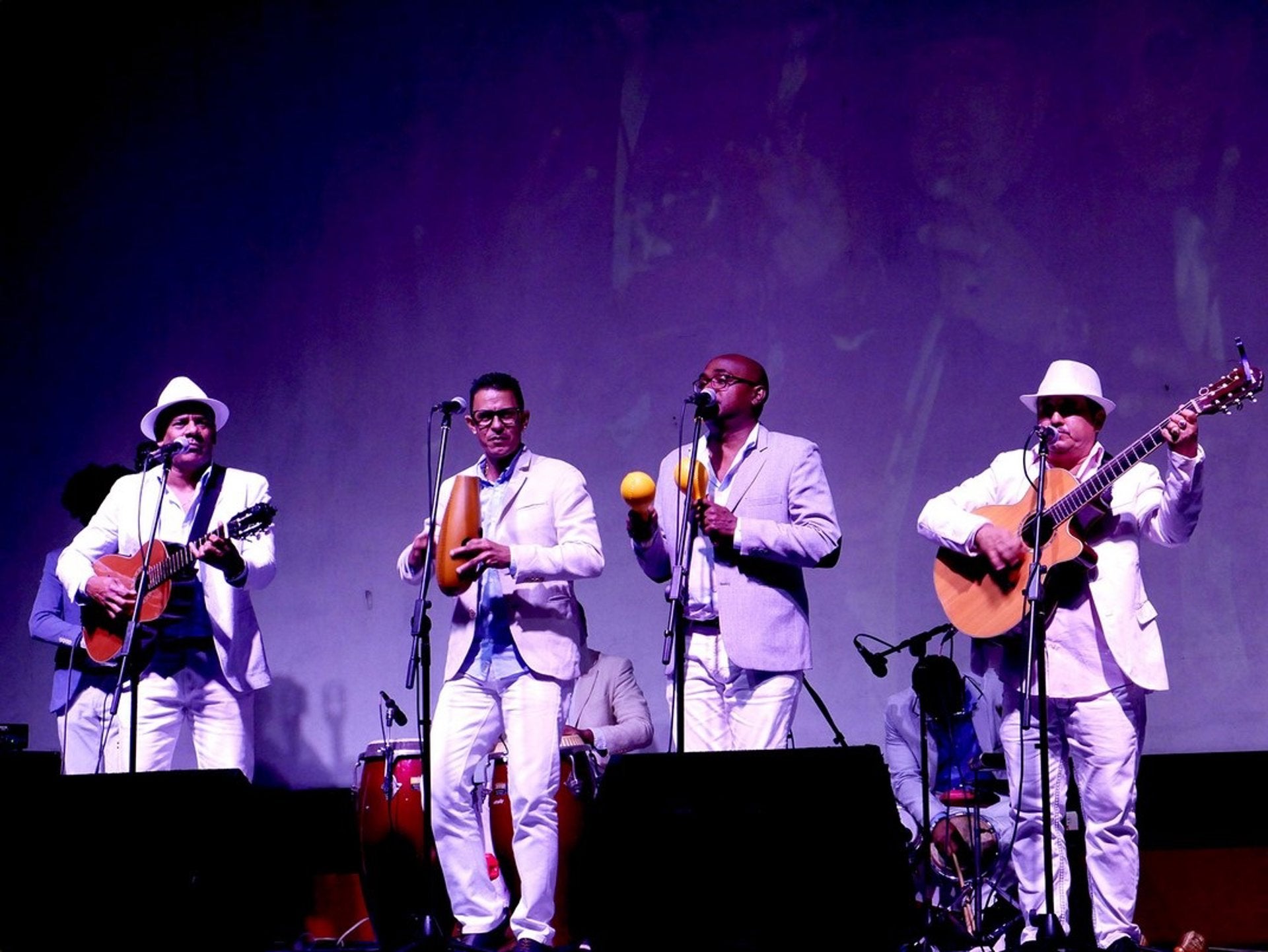 La Diputación de Cáceres lleva copla y flamenco a 19 pueblos con el programa 'Ritmo y cadencia' La Diputación de Cáceres lleva copla y flamenco a 19 pueblos con el programa 'Ritmo y cadencia'