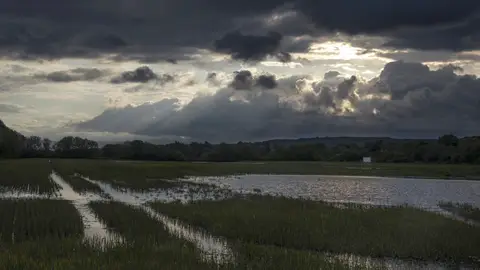 El otoño comienza a asomar con lluvia y bajada de temperaturas: estas son las provincias afectadas El otoño comienza a asomar con lluvia y bajada de temperaturas: estas son las provincias afectadas
