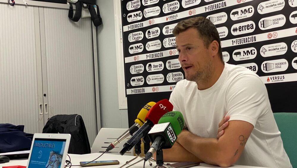Oriol Riera, en la rueda de prensa posterior al partido