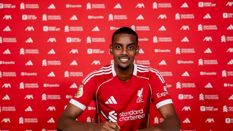 El Liverpool rompe el mercado con el fichaje de Isak El Liverpool rompe el mercado con el fichaje de Isak