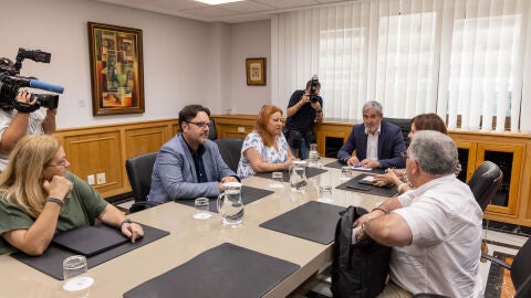 La nueva direcci&oacute;n regional de CC.OO se re&uacute;ne con el Presidente de Canarias, Fernando Clavijo