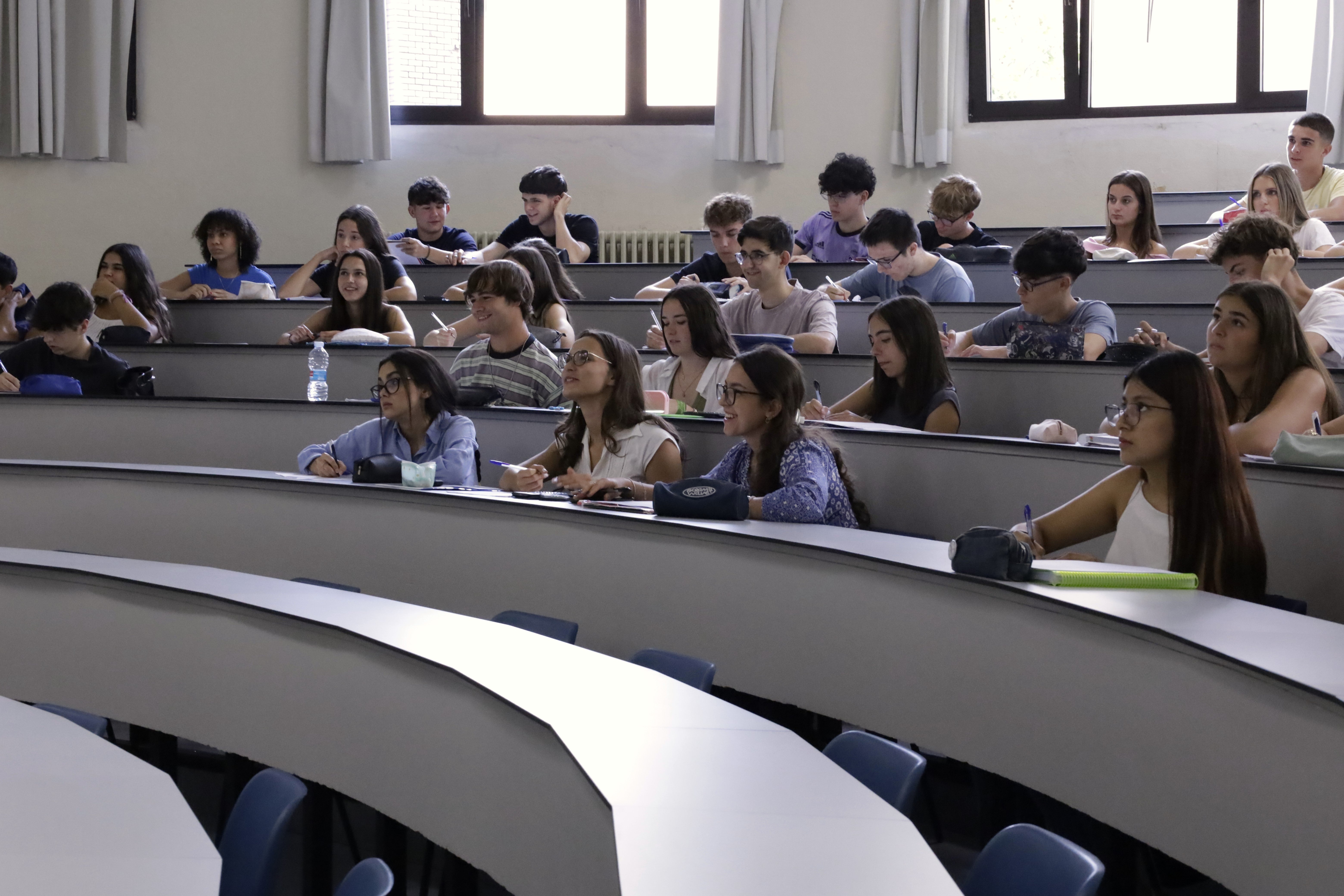 Nuevos grados, más plazas y obras en Medicina, las novedades del nuevo curso en la Universidad de Zaragoza Nuevos grados, más plazas y obras en Medicina, las novedades del nuevo curso en la Universidad de Zaragoza